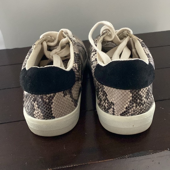 Snakeskin leather sneakers - Picture 2 of 4